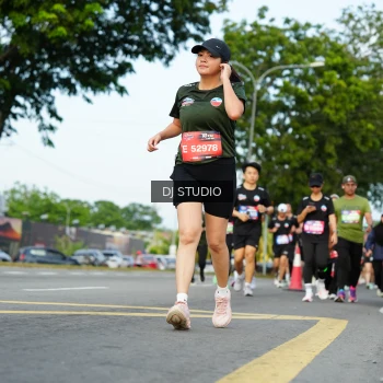 Runner Photo 3999386