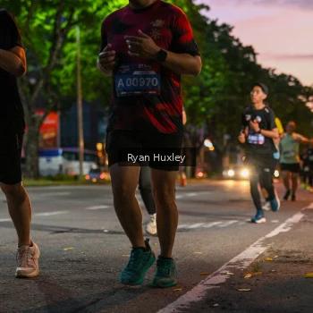 Runner Photo 3999429