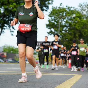 Runner Photo 3999446