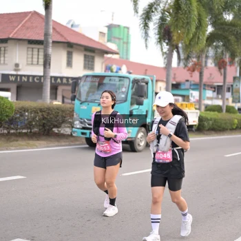 Runner Photo 3999451