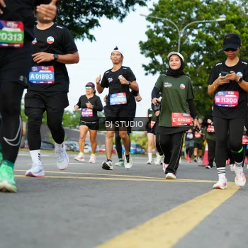 Runner Photo 3999466