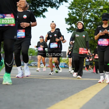 Runner Photo 3999473