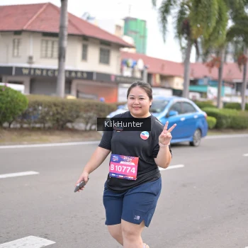 Runner Photo 3999477