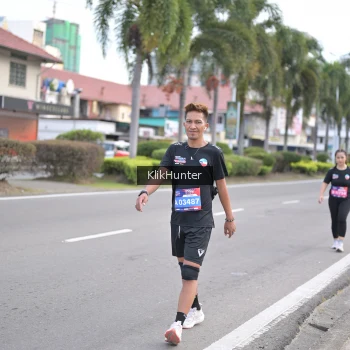 Runner Photo 3999490