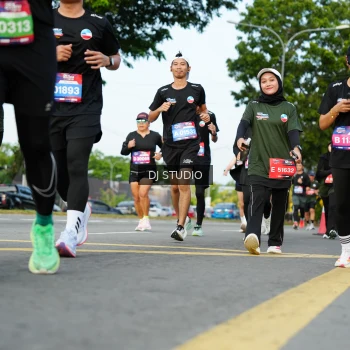 Runner Photo 3999516