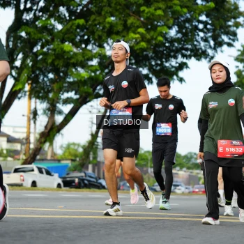 Runner Photo 3999526