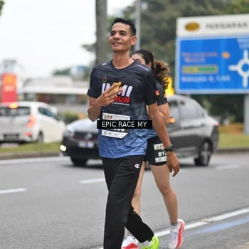 Runner Photo 3999545