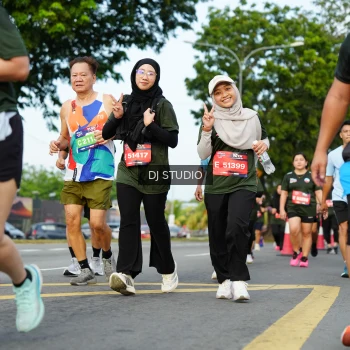 Runner Photo 3999580