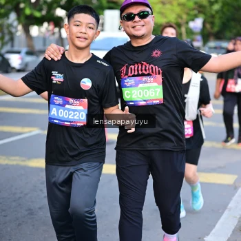Runner Photo 3999585