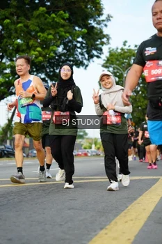 Runner Photo 3999591