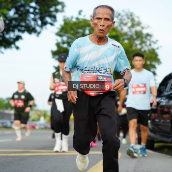 Runner Photo 3999624