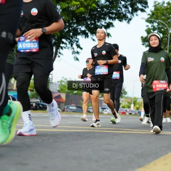 Runner Photo 3999626