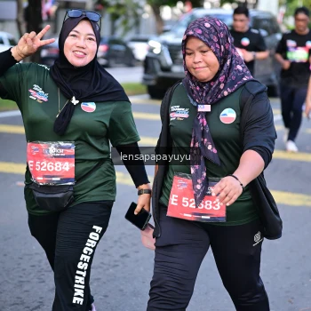 Runner Photo 3999629