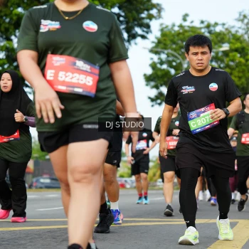 Runner Photo 3999634