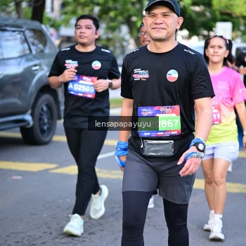 Runner Photo 3999639
