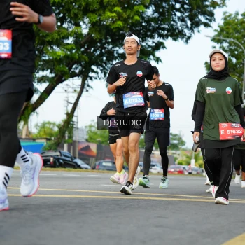 Runner Photo 3999643