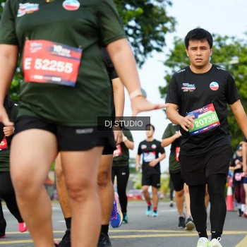 Runner Photo 3999664