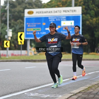Runner Photo 3999668