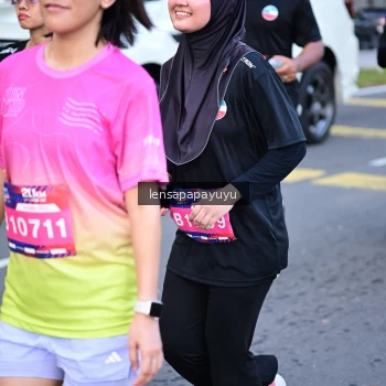 Runner Photo 3999673