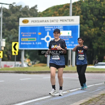 Runner Photo 3999688