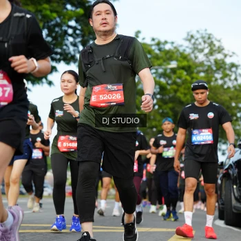 Runner Photo 3999694