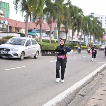 Runner Photo 3999719