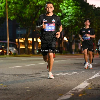 Runner Photo 3999727