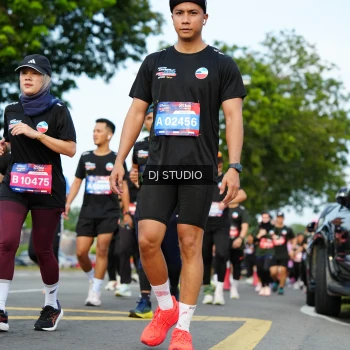 Runner Photo 3999729