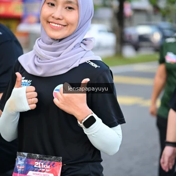 Runner Photo 3999734