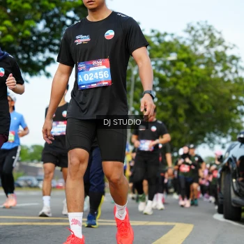 Runner Photo 3999744