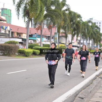 Runner Photo 3999754