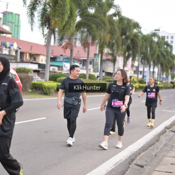 Runner Photo 3999772