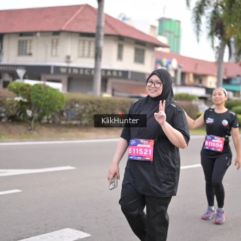 Runner Photo 3999785