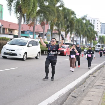 Runner Photo 3999804