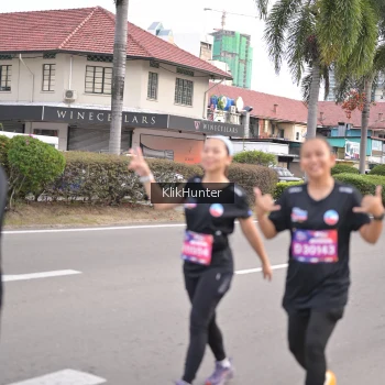 Runner Photo 3999810