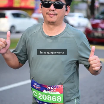 Runner Photo 3999814