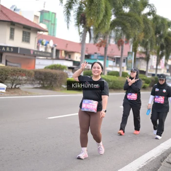 Runner Photo 3999830