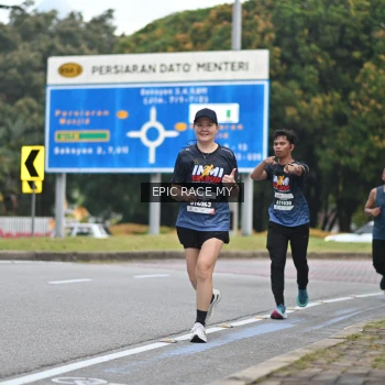 Runner Photo 3999835