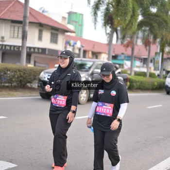 Runner Photo 3999837
