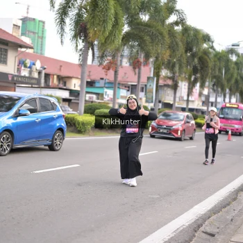 Runner Photo 3999841