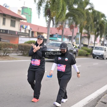 Runner Photo 3999851