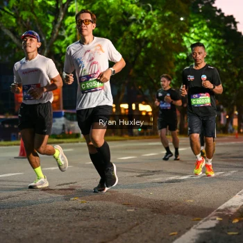Runner Photo 3999855