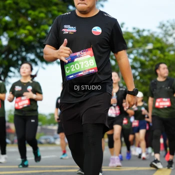 Runner Photo 3999864