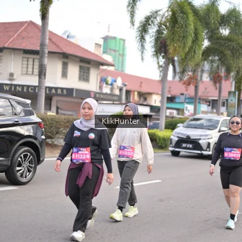 Runner Photo 3999873