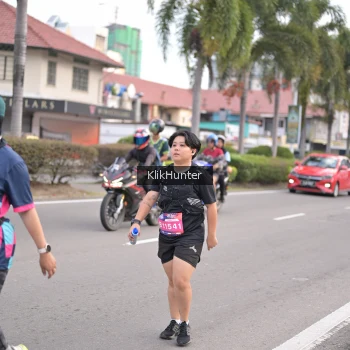 Runner Photo 3999899