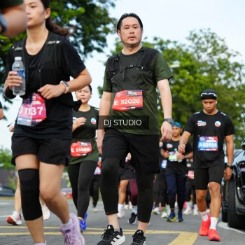 Runner Photo 3999909