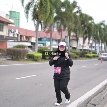 Runner Photo 3999956