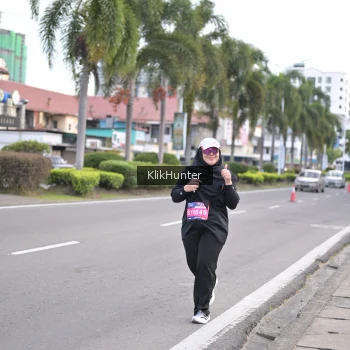 Runner Photo 3999961