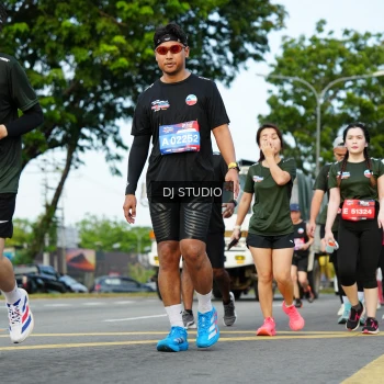 Runner Photo 3999963