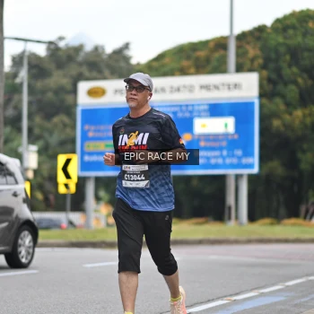 Runner Photo 3999964
